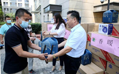 【關(guān)愛員工】情系職工，端午慰問(wèn)暖人心1_副本.jpg